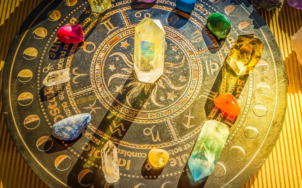Crystals for Every Zodiac Sign: Your Zodiac Crystal Guide
