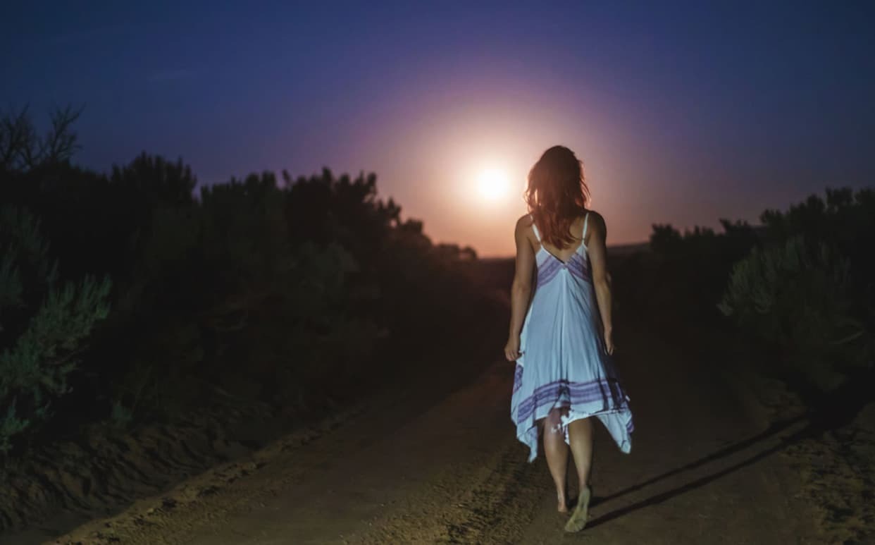 Link to article: Top Five Frightening Stories About Sleepwalking